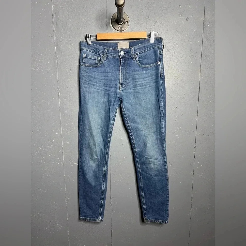 Everlane women’s jeans, size 28